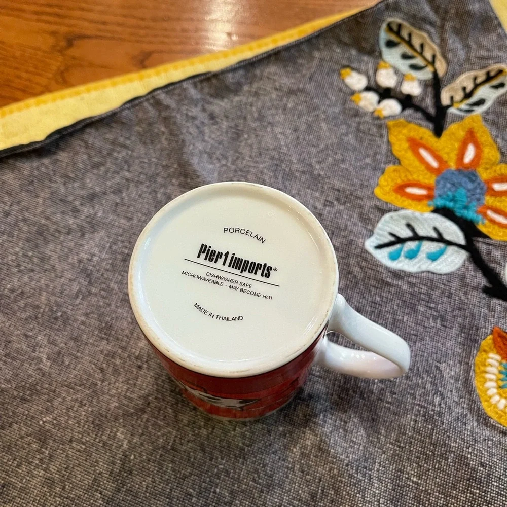Pier 1 Cat And Mouse Coffee Mug  ,Paw Prints , Mice Inside Cup